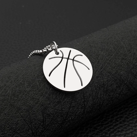 Titaniumstaal Basketbal Hanger Ketting Sportief Opengewerkt Regenboog Verguld Hiphop Sieraden Voor Mannen Vrouwen Dagelijks Gebruik