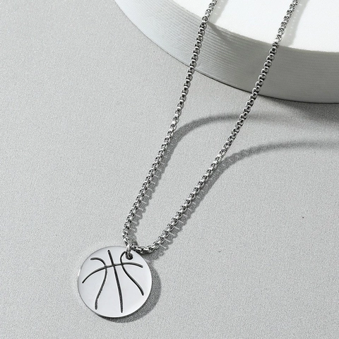 Titaniumstaal Basketbal Hanger Ketting Sportief Opengewerkt Regenboog Verguld Hiphop Sieraden Voor Mannen Vrouwen Dagelijks Gebruik