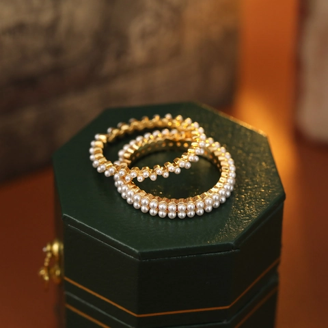 Anello Aperto in Rame Placcato Oro 18K Minimalista per Donna Elegante Doppia Fila Perla Artificial d'Imitazione Regolabile Gioielli