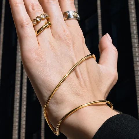 Minimalist Stainless Steel Gold Open Cuff Bangle For Women Geometric Twisted Line Waterproof Hypoallergenic Fashion Hand Jewelry
