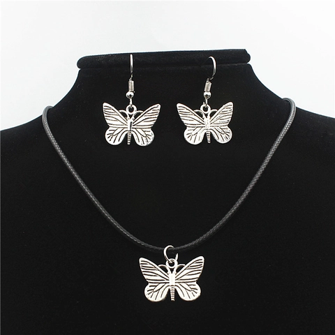 Vintage Alloy Antique Silver Butterfly Necklace And Earring Jewelry For Women Personalized Butterfly Pendant Accessory