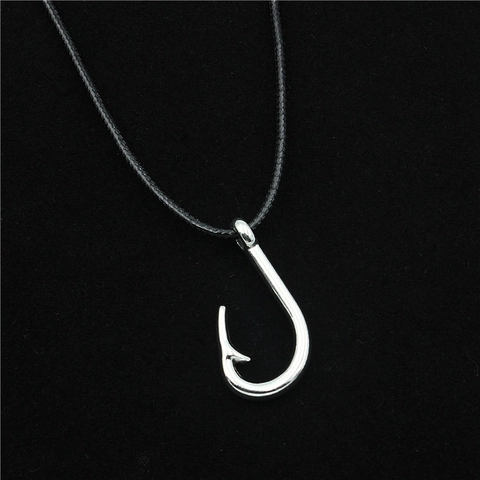 Kreative Angelhaken Anhänger Halskette Mit Schwarz Gewebter Wachsschnur Unisex Legierung Nautischen Stil Modeschmuck