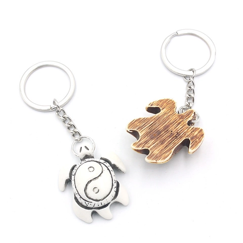 Ethnic Resin Sea Turtle Keychain With Tai Chi Yin Yang Pattern Vintage Faux Wood Grain Turtle Shell Alloy Bag Charm Key Ring