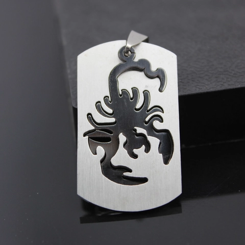 Colgante de Placa de Perro de Acero Inoxidable Con Calado de Escorpión para Hombre Joyería Punk Rock Metal Plateado