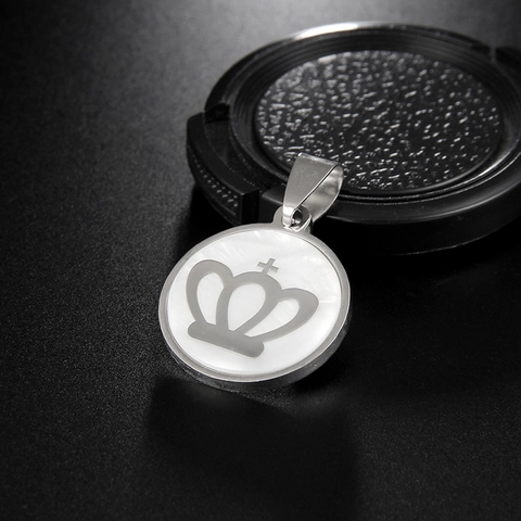 Stainless Steel Round Mother Of Pearl Crown Pendant Only Without Chain Western Style Polished Fashion Jewelry Pendant