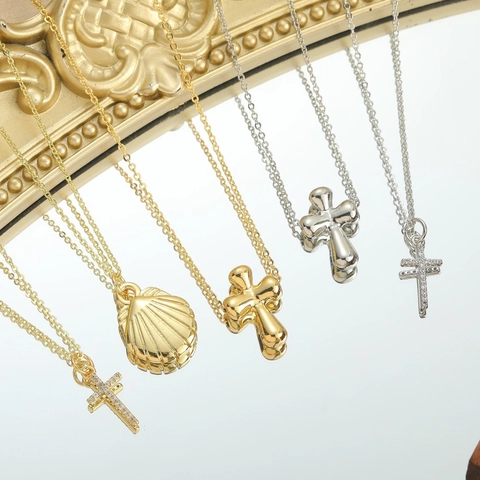 Vintage Gold Silver Plated Copper Zirconia Cross Shell Pendant Necklace For Women Minimalist Fashion Adjustable O-Chain Jewelry Gift