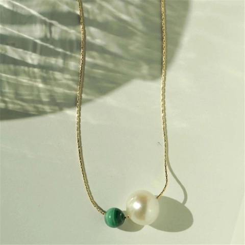 Collar Minimalista de Cobre Chapado en Oro de 14K Con Colgante de Perla de Agua Dulce Y Malaquita Verde Elegante Cadena Serpiente