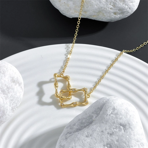Titanium Steel Interlocking Rectangle Bamboo Pendant Necklace With Rhinestone Geometric Double Loop Clavicle Chain Jewelry