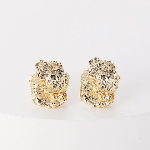 Vintage Künstlerische Messing Ohrstecker 14K Vergoldet Unregelmäßige Geknitterte Textur Geometrische Ohrringe Für Damen Schmuck