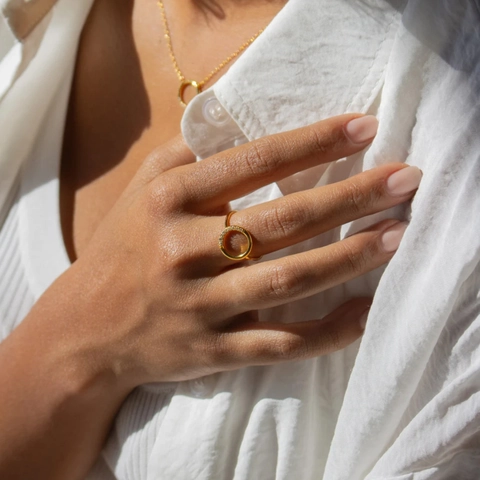 Minimalist Geometric Hollow Round Ring Copper Zirconia Inlaid Electroplated Finger Ring For Women Daily Jewelry Gift