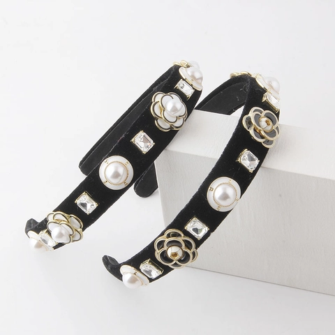 Elegante Fluwelen Camellia Bloem Haarband Met Kunstparels Strass Franse Vintage Zwart Wit Haarsieraad Voor Vrouwen Sieraden