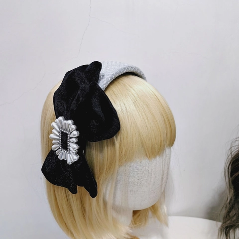 Vintage Velvet Bowknot Headband With Artificial Pearl Rhinestone Silver Grid Pattern Fabric Hairband For Women Elegant Party Hair Accessories