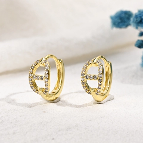 Élégantes Boucles d'Oreilles Créoles en Cuivre Plaqué Or 14K Nez de Porc Zircon Géométrique Chaîne d'Ancre Bijoux Femme