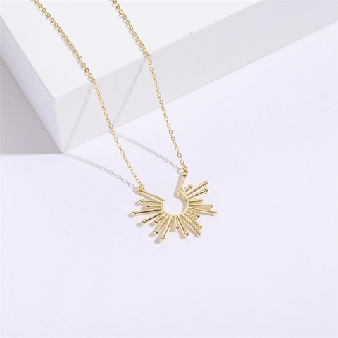 Minimalistische Koperen Vergulde Zonnestraal Hanger Halsketting Voor Vrouwen Retro Zonnestraal Charm Choker Sleutelbeen Ketting Sieraden