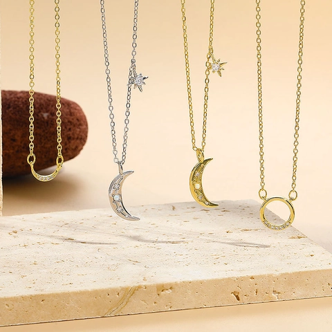 Collar Con Colgante de Estrella y Luna de Cobre y Circonia Para Mujer Elegante Cadena de Clavícula de Ópalo Artificial Joyería Regalo