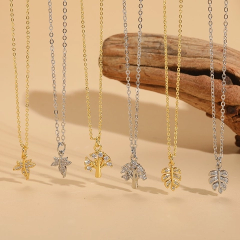 Elegant 14K Gold Plated Copper Cubic Zirconia Maple Leaf Tree Of Life Monstera Leaf Pendant Necklace For Women Fresh Jewelry