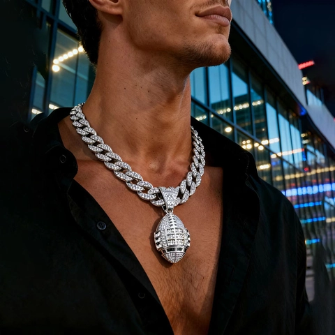 Iced Out Hip Hop American Football Pendant Necklace Zinc Alloy Rhinestone Cuban Rope Chain Gold Silver Jewelry Men Women