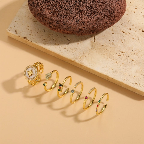 Anello Aperto in Rame Regolabile per Donna Con Esagramma a Conchiglia Mano Di Fatima Zirconia Colorata Intarsiata Placcato Oro
