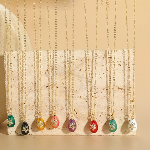 French Vintage Copper Enamel Egg Pendant Necklace With Zirconia Flower Inlay Retro Ins Fashion Jewelry For Women Gift