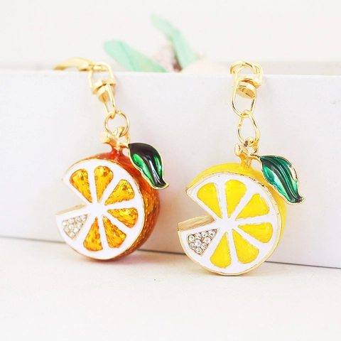 Creative Rhinestone Fruit Slice Keychain Zinc Alloy Lemon Orange Enamel Pendant For Car Bag Keys Women Fashion Jewelry Gift