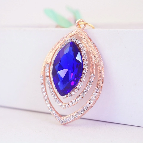 Portachiavi Piuma di Pavone Oro Rosa Vintage Con Cristallo Marquise Blu Profondo Strass Intarsiato Pendente Borsa Metallo