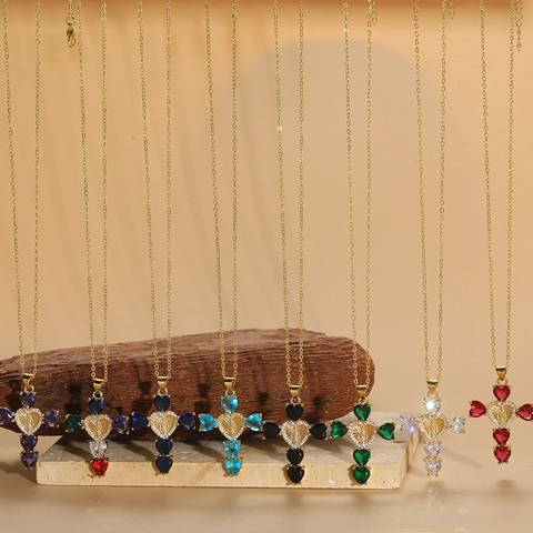 Exquisito Collar con Colgante de Cruz de Corazón de Cobre Circonia Chapado en Oro Virgen María Joyería Religiosa para Mujer