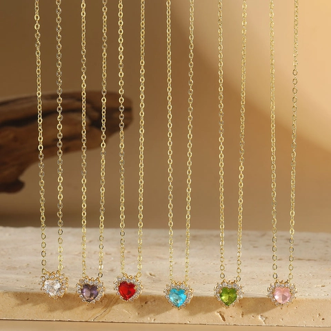 Elegante Collar Con Colgante de Corazón Cobre Zirconia Cadena de Clavícula de Moda para Mujer Joyería Diaria Minimalista