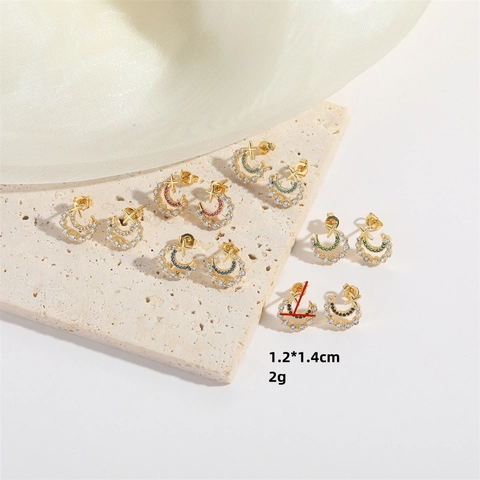 Vergoldete Kupfer Mikro Pave Bunte Zirkonia Mond Stern Ohrstecker Für Damen Eleganter Kleiner Himmels Schmuck Zubehör