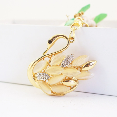 Simpatico Portachiavi a Forma di Cigno in Lega di Zinco Con Strass e Pietra Opale Artificiale Ciondolo da Borsa Gioielli Donna