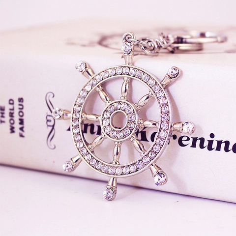 Nautisch Scheepsroer Sleutelhanger Voor Dames Glinsterende Strass Zinklegering Helm Tas Charm Auto Sleutelring Sieraden