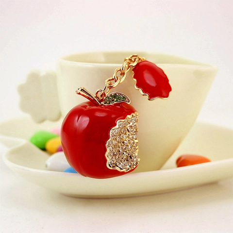 Portachiavi Mela Rossa Creativa a Forma di Frutta Con Strass e Smalto Portachiavi per Donna Borsa Auto Pendenti Accessori