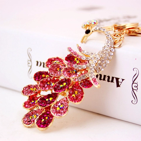 Luxurious Zinc Alloy Rhinestone Peacock Keychain Metal Bird Pendant For Women Bag Accessories Creative Gift Key Ring