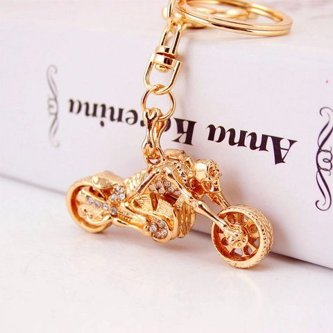Kreativer Gold Motorrad Schlüsselanhänger Für Herren Vintage Strass Eingelegter Motorrad Anhänger Schlüsselring Geschenk Punk Skelett Reiter Metall Schlüsselhalter