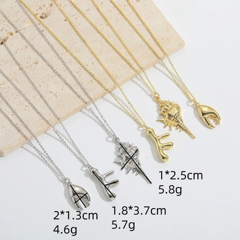 Minimalist Copper Zirconia Ocean Pendant Necklace Fashion Crab Claw Conch Antler Shape Electroplated Jewelry For Women Daily Vacation