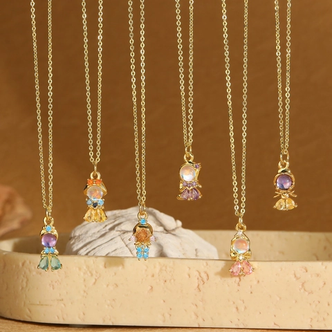 Fashion Copper Zircon Resin Pendant Necklace Artistic Humanoid Gold Plated Chain Necklace For Women Minimalist Jewelry Gift