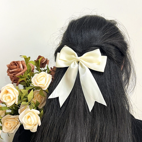 Satin Schleife Haarklammer Mit Langem Band Süß Elegant Handgefertigt Haarschmuck Für Damen Mädchen Täglicher Gebrauch Party