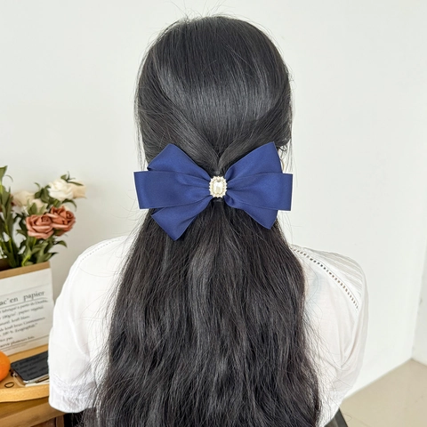 French Elegant Satin Bow Hair Clip With Rhinestone Center Retro Duckbill Clip For Women Party Daily Hair Accessories