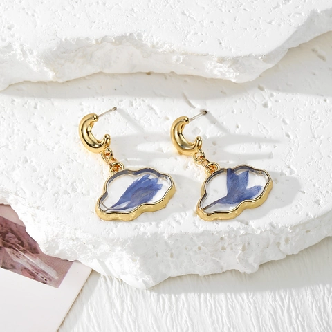 Resin Cloud Real Dried Flower Drop Earrings Stainless Steel Post Golden Moon Floral Dangle Earrings Women Jewelry Gift
