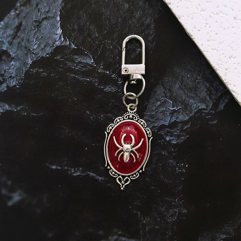 Gothic Vintage Halloween Spider Necklace Earrings Keychain Jewelry For Unisex Alloy Resin Titanium Alloy Earring Post Red Black Antique Silver Finish Dark Style Accessory