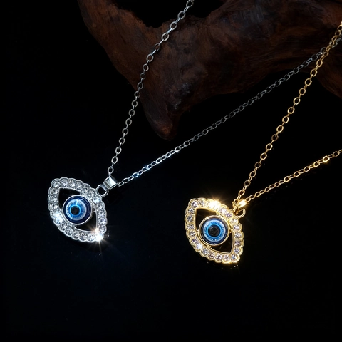 Vintage Evil Eye Pendant Necklace Alloy Rhinestone Turkish Blue Eye Clavicle Chain Sweater Necklace For Women Men Jewelry