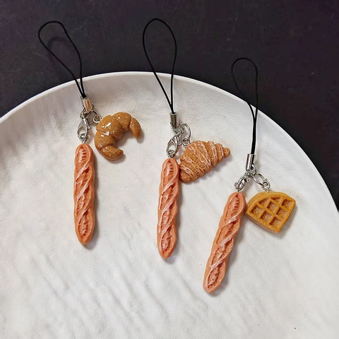 Realistischer Simulation Brot Schlüsselanhänger Harz Mini Baguette Croissant Waffel Anhänger Für Handy Tasche Schlüssel Kreative Schmuck Geschenk