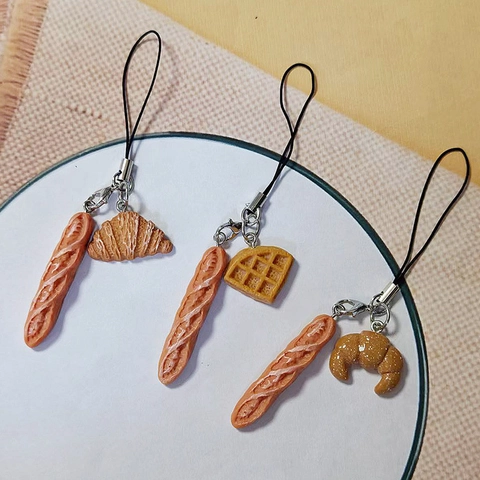 Realistischer Simulation Brot Schlüsselanhänger Harz Mini Baguette Croissant Waffel Anhänger Für Handy Tasche Schlüssel Kreative Schmuck Geschenk