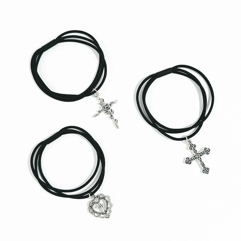 Vintage Gothic Schwarz Mehrlagige Elastische Haargummis Mit Legierung Silber Kreuz Herz Rose Anhänger Damen Haarschmuck