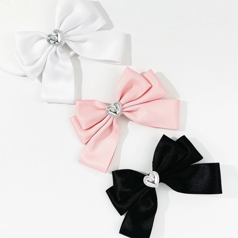 Elegante Fermaglio per Capelli a Fiocco in Nastro di Raso Decorazione a Cuore in Lega Accessorio Versatile per Donna Ragazza Festa