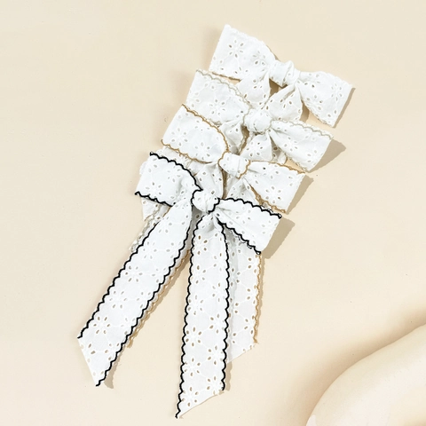 Französischer Vintage Weißer Spitze Schleifen Haarclip Lange Band Handmade Hohlfloral Stickerei Schnabelclip Für Damen Haarschmuck