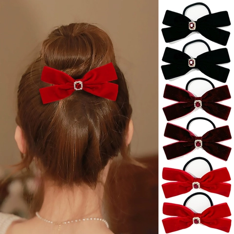 Elastici per Capelli a Fiocco in Velluto Vintage Con Gemma Rossa Rettangolare e Bordi in Strass Eleganti Scrunchies Fatti a Mano Donna