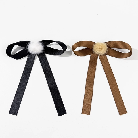 Vintage Britischer Stil Schleife Brosche Für Damen Mit Kunstpelz Bommel Lange Band Satin Nadel Für Hemd Eleganter Schmuck