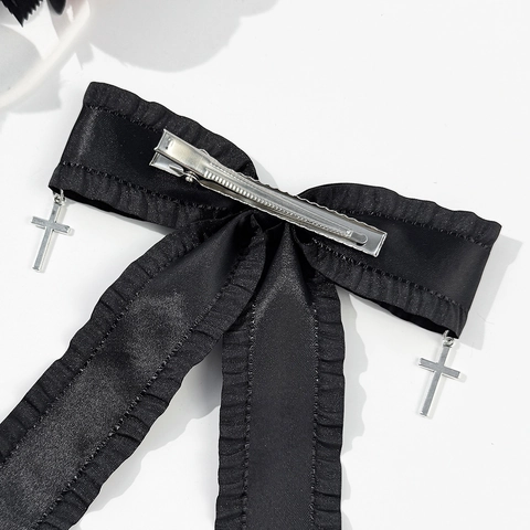 Gothic Lolita Zwarte Satijnen Strik Haarspeld Met Hart Kruis Metalen Hanger Ruches Rand Sweet Cool Dark Style Lint