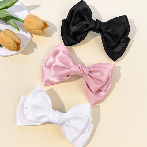 Elegant Oversized Satin Bow Hair Clip For Women French Style Large Polyester Ribbon Hairpin Sweet Princess Headwear Daily Party Hair Accessories