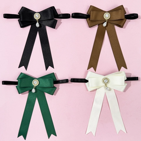 Lazo de Cuello de Cinta Estilo Preppy Británico Vintage para Mujer con Colgante de Perla Artificial Broche Elegante de Satén para Camisa